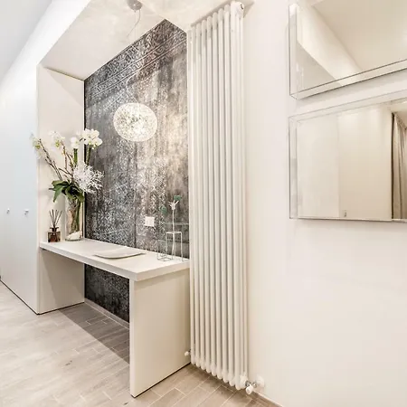 Cinque Terre Bridge Apartment