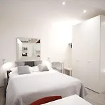 Cinque Terre Bridge Apartment *